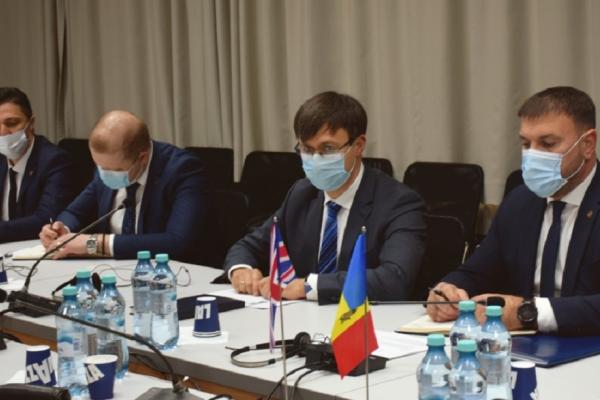  Inițierea unui parteneriat durabil în domeniul recuperării bunurilor infracționale - subiectul de bază, discutat de directorul CNA cu delegația Trezoreriei și Autorității fiscale și vamale din Marea Britanie