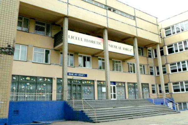 Instruiri anticorupție pentru profesorii și elevii Liceului teoretic "Nicolae Iorga" din Chișinău