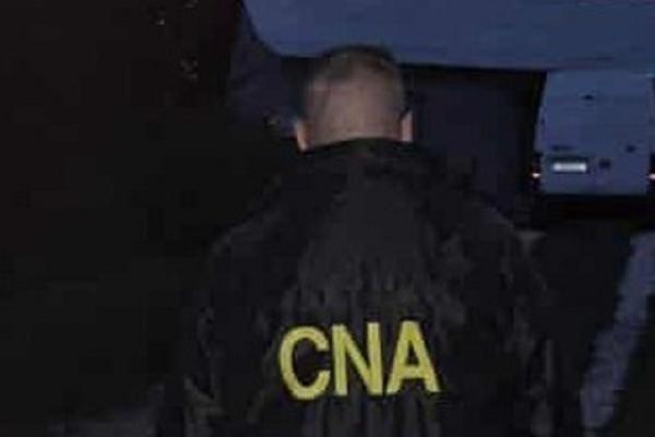 CNA și procurorii au efectuat percheziții la Glodeni și Dondușeni într-un dosar de corupere electorală, spălare de bani și finanțare ilegală a partidelor politice. Sunt vizate 7 persoane
