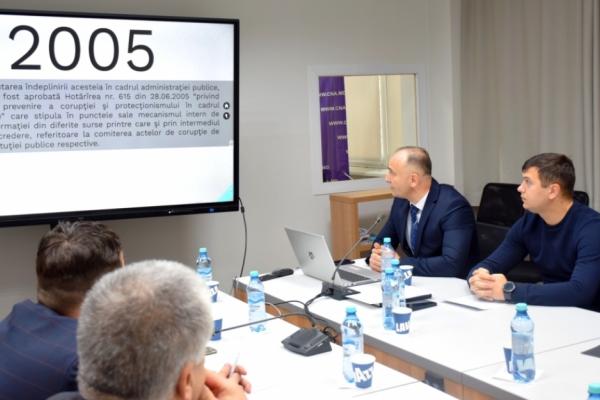 Reprezentanții mai multor entități publice, care dispun de linii specializate anticorupție, s-au convocat astăzi într-o ședință de bilanț la CNA