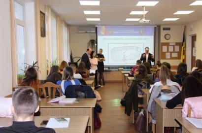 Trei lecții de educație juridică la Centrul de Excelență în Economie și Finanțe din Chișinău