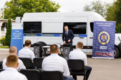 PNUD și CNA au lansat un centru mobil de instruire anticorupție