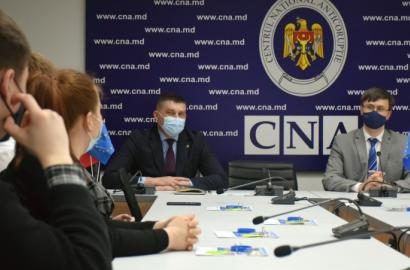 20 de studenți de la Drept, la discuții cu directorul CNA pe filiera formării profesionale. Iulian Rusu: “După absolvire, vă așteptăm în echipa Centrului Național Anticorupție”