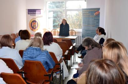 CNA a desfășurat activități de educație anticorupție în patru raioane, iar printre audienți au fost polițiști, medici și judecători