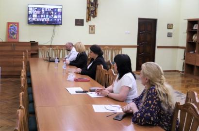 Campaniile anticorupție au continuat și în această săptămână. CNA și instituțiile-partenere au organizat instruiri comune pentru sute de audienți