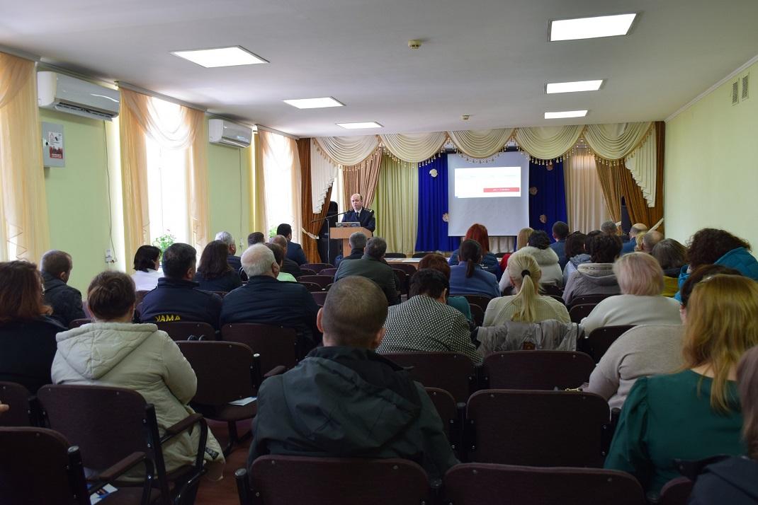 Circa 400 de persoane instruite de CNA în cadrul campaniei „Decid cu Integritate – Aleg cu Responsabilitate” la Briceni și Basarabeasca în această săptămână