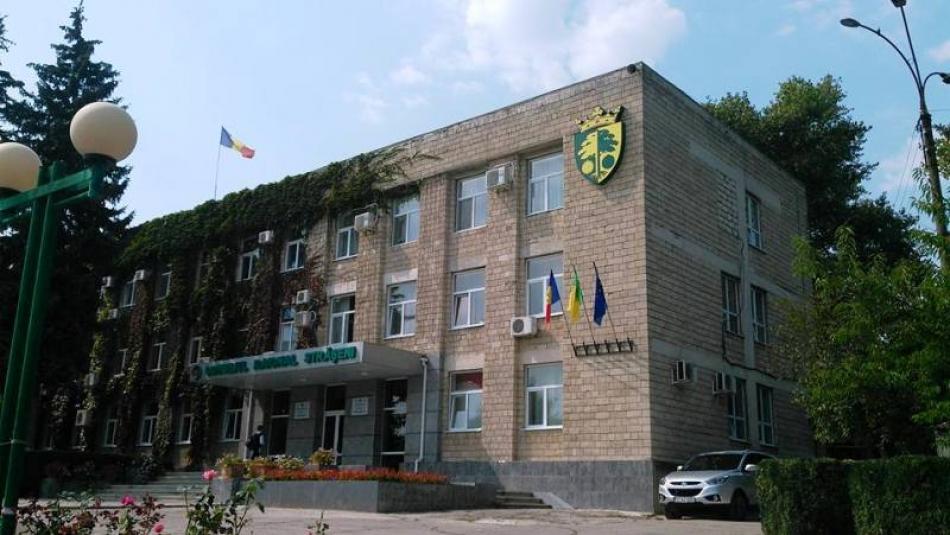  Instruiri anticorupție la Consiliului raional Strășeni