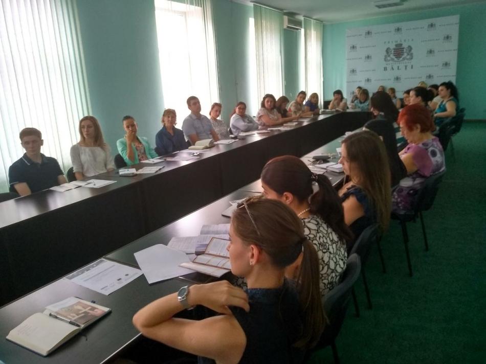 Instruire anticorupţie pentru funcționarii publici ai primăriei Bălți