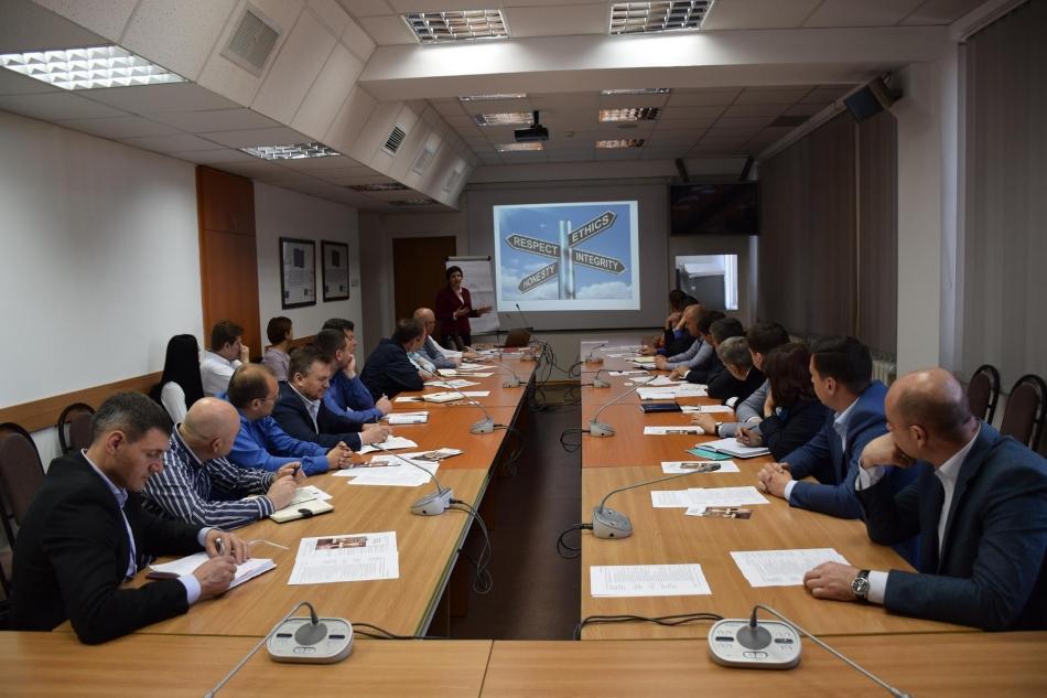  Instruire privind rigorile integrităţii instituţionale pentru colaboratorii vamali cu funcţii de conducere