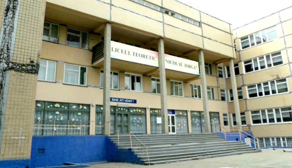 Instruiri anticorupție pentru profesorii și elevii Liceului teoretic "Nicolae Iorga" din Chișinău
