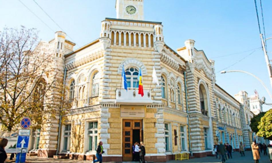 Instuiri pentru angajații unei direcţii din cadrul Primăriei Chișinău
