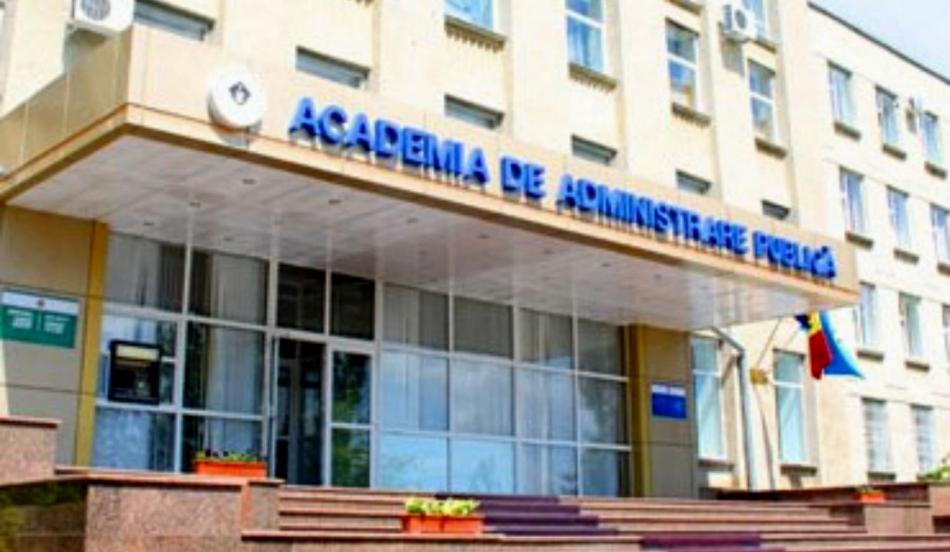 Reprezentanţii CNA – formatori în cadrul cursului de instruire „Integritatea funcţionarului public” desfăşurat de Academia de Administrare Publică