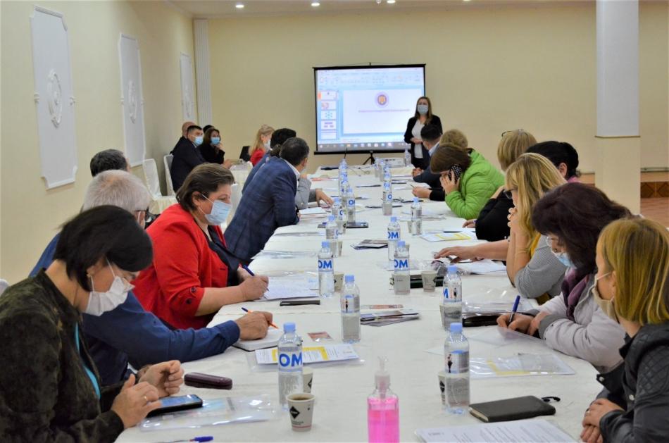 Agenții publici din cadrul Consiliului raional Dubăsari, instruiți în materia integrității și anticorupției