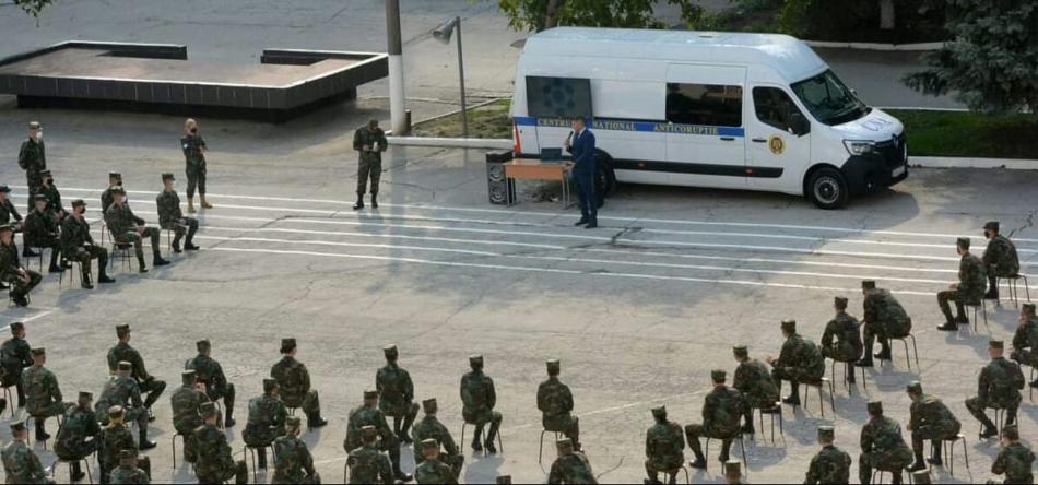 Instruiri anticorupție la Academia Militară a Forțelor Armate „Alexandru cel Bun”