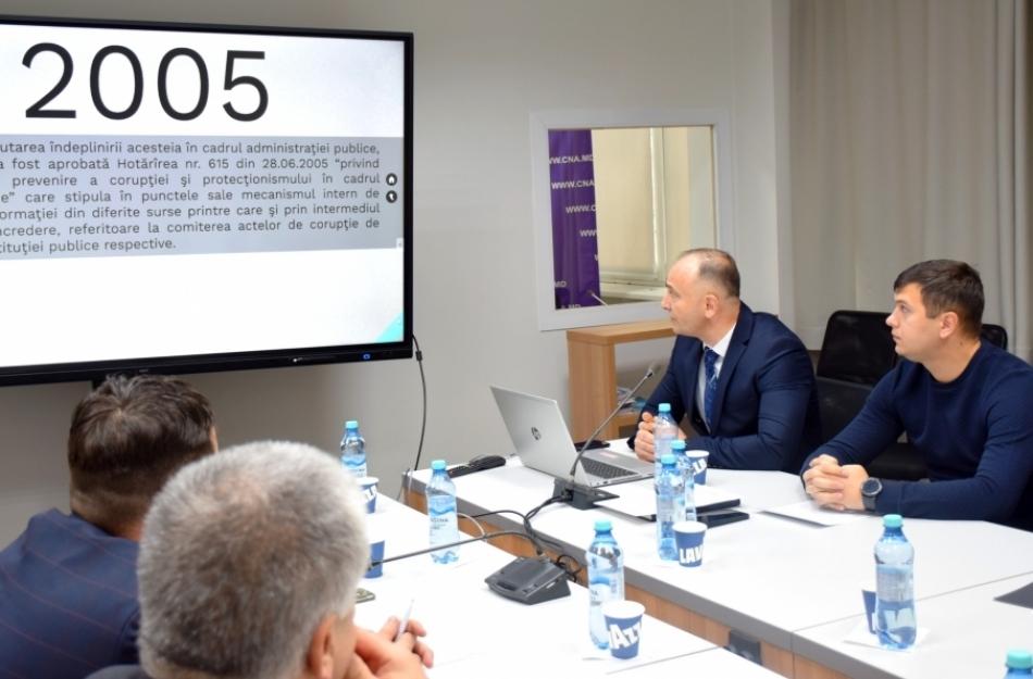 Reprezentanții mai multor entități publice, care dispun de linii specializate anticorupție, s-au convocat astăzi într-o ședință de bilanț la CNA