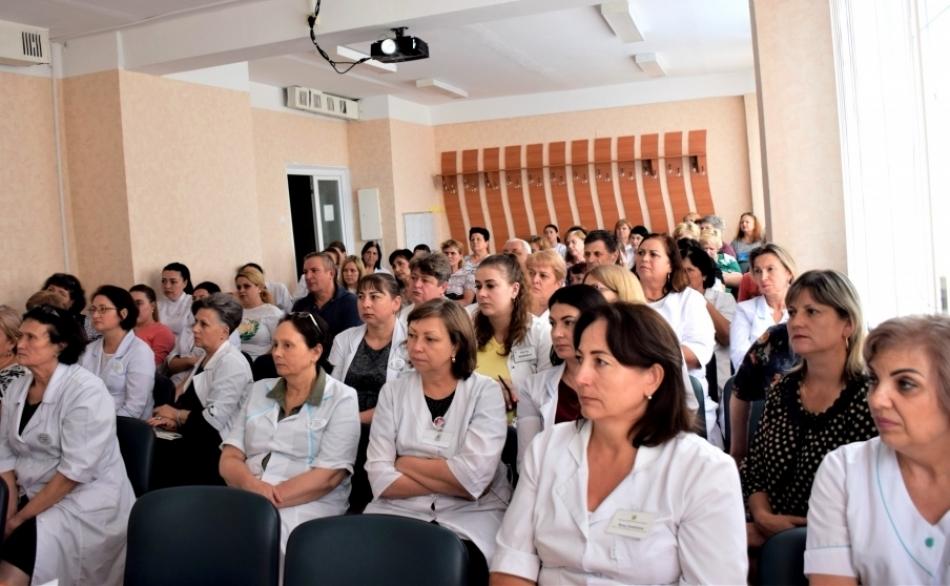  Direcția educație anticorupție a CNA a organizat instruiri la Chișinău și Florești, în această săptămână