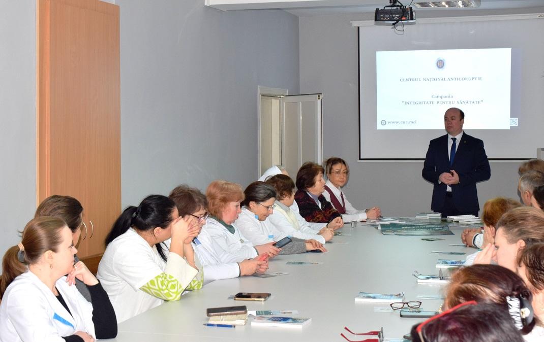 Circa 550 de persoane, instruite de CNA în cadrul activităților anticorupție desfășurate la Chișinău, Șoldănești, Nisporeni și Rezina în această săptămână
