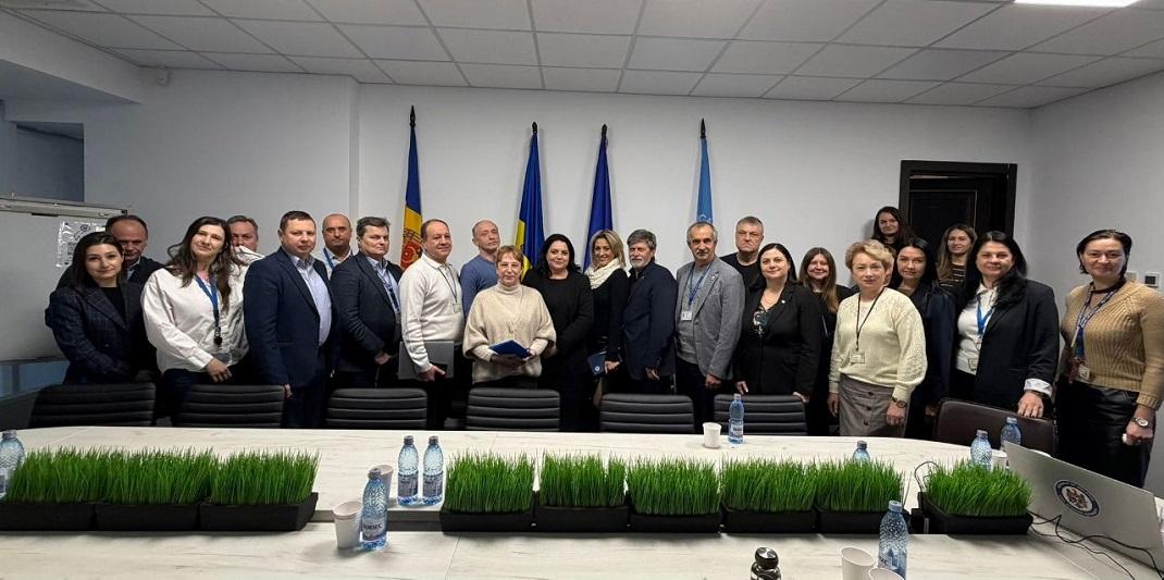 Circa 250 de persoane, instruite de CNA în cadrul activităților anticorupție la Ungheni