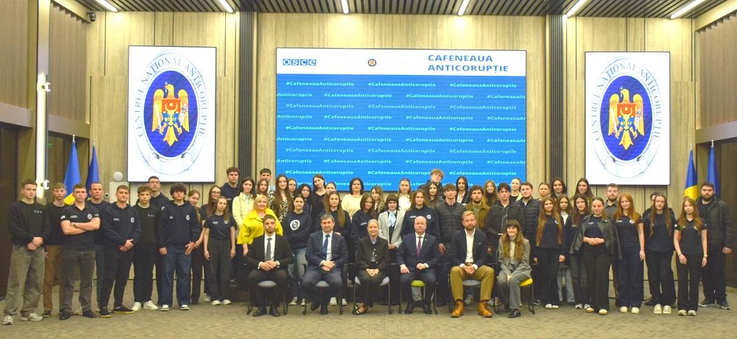 Prima ediție a „Cafenelei Anticorupție” din 2026, dedicată analizei riscurilor de corupție asociate criptomonedelor