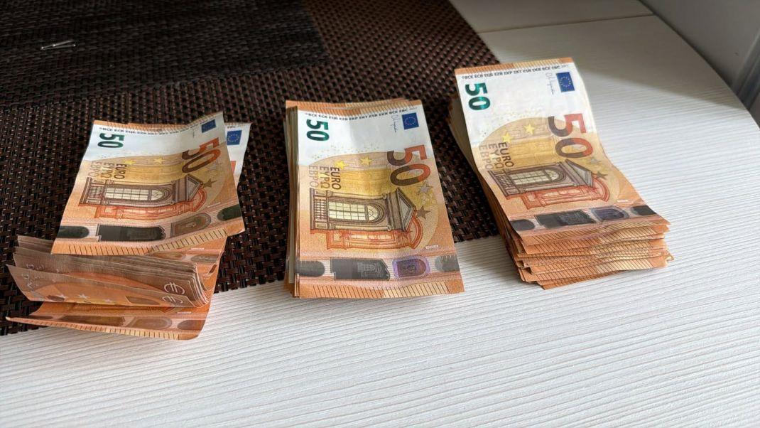 Un avocat din Chișinău este cercetat de CNA pentru trafic de influență. Ar fi pretins 10.000 de euro pentru eliberarea unui deținut